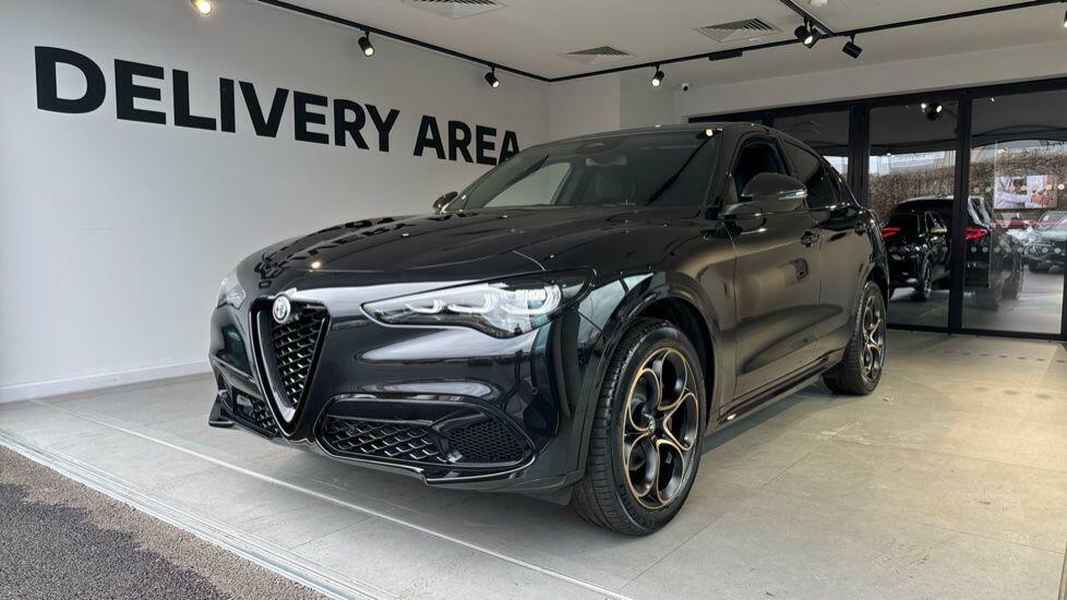Alfa Romeo Stelvio 2.0T Intensa Q4 Awd Euro 6 Ss Black #2