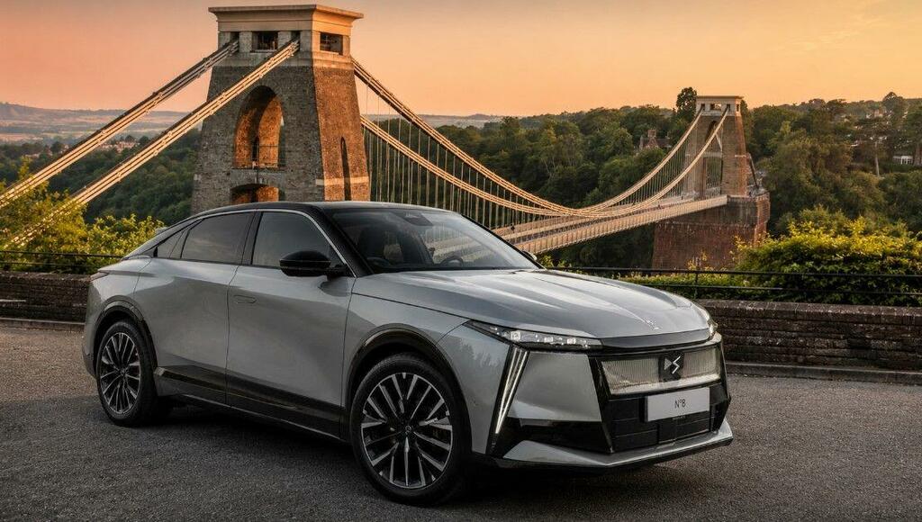 DS DS 3 Crossback E-tense 74Kwh Etoile Coupe Grey