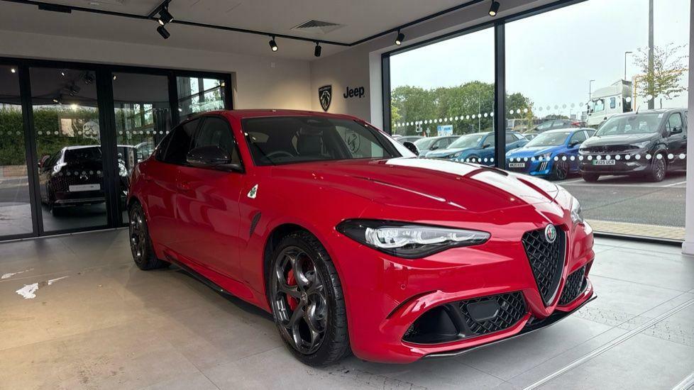Alfa Romeo Giulia 2.9 V6 Bi-turbo Quadrifoglio Euro 6 Ss Red