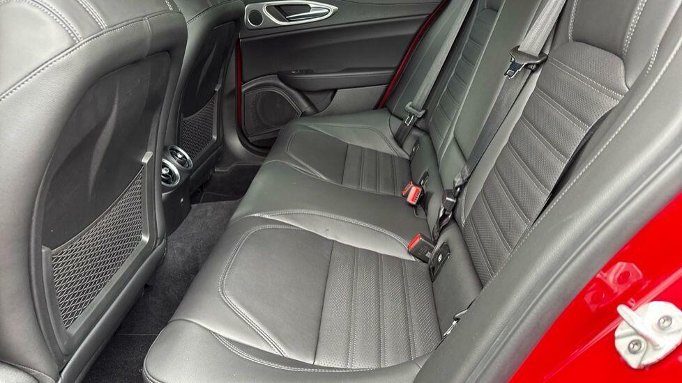 Alfa Romeo Giulia Red #23