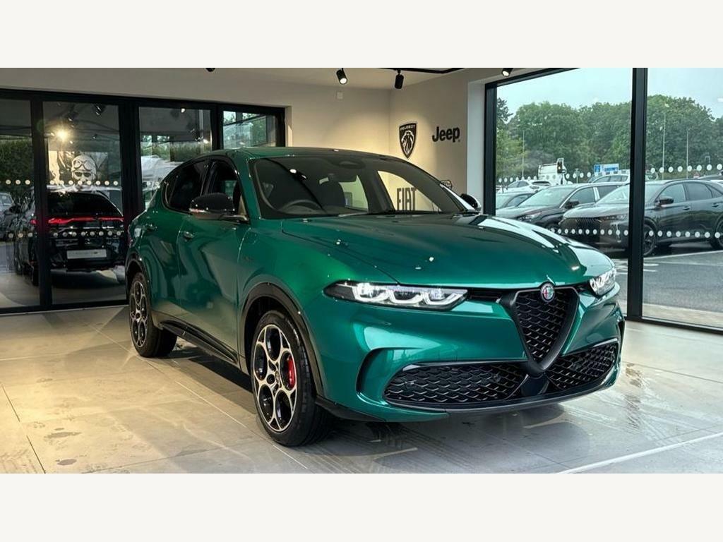 Alfa Romeo Tonale Veloce Green