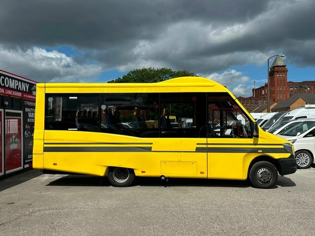 Mercedes-Benz Sprinter 2015 513 Cdi 17 Seats Minibus Ulez Yellow #4
