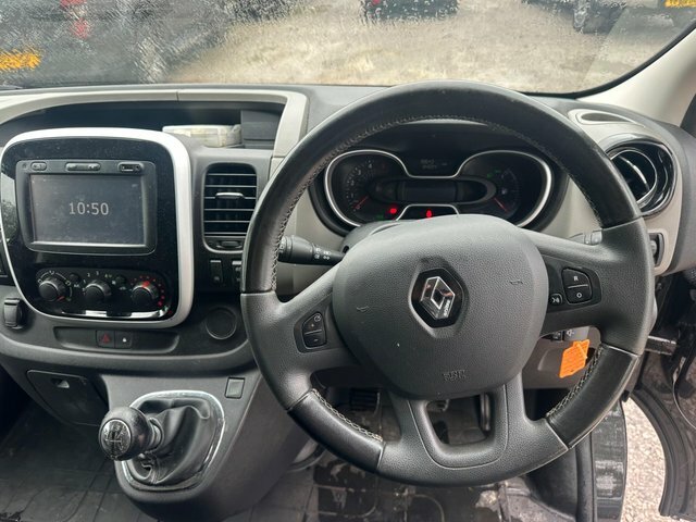 Renault Trafic 1.6 Sl27 Business Energy Dci 125 Bhp White #17