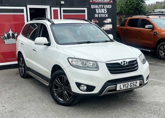 Hyundai Santa Fe 2012 2.2 Crdi Premium 4Wd Euro 5 7 Seat White
