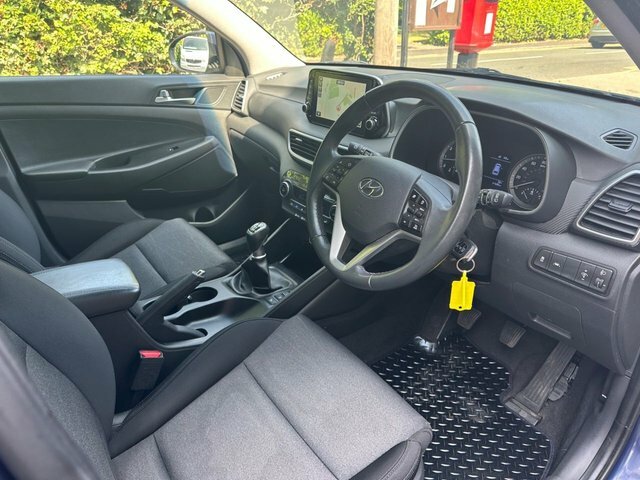 Hyundai Tucson 1.6 Gdi Se Nav Suv Euro 6 Ss Blue #2