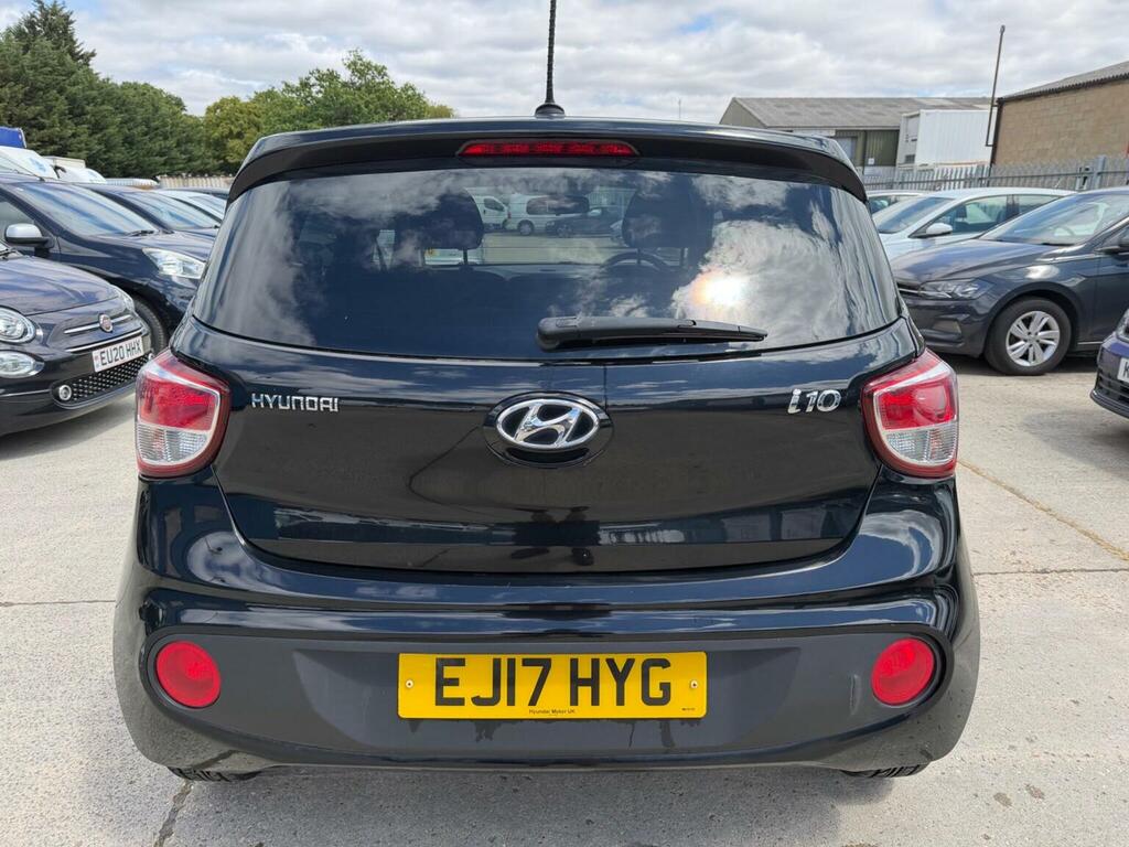 Hyundai I10 Hatchback 1.2 Premium Euro 6 201717 EJ17HYG Black #5