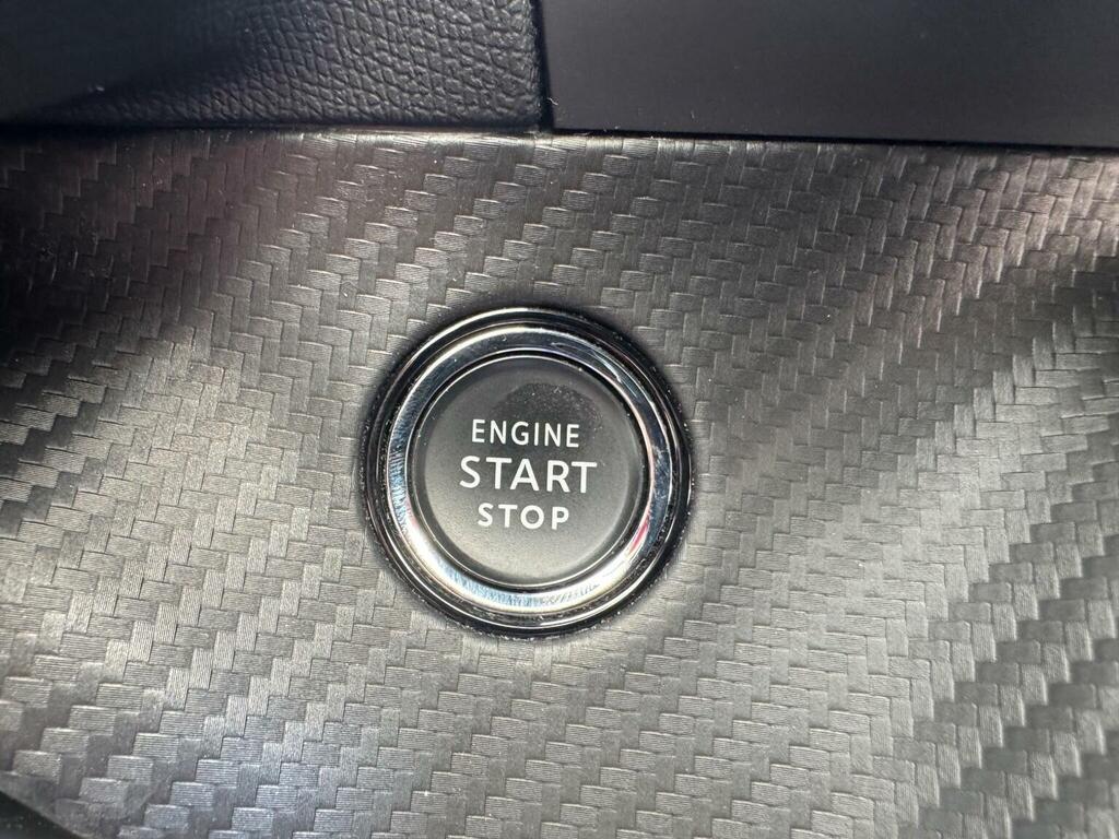 Peugeot e-208 50Kwh Gt Red #41