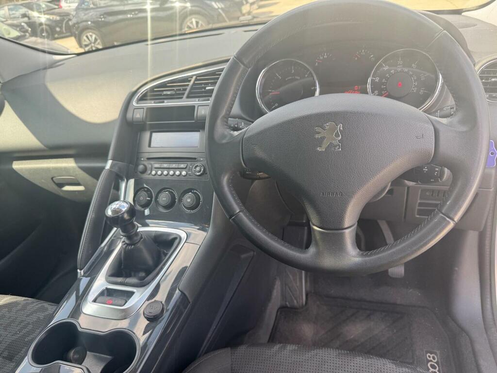 Peugeot 3008 1.6 E-hdi Active Suv Egc Euro 5 Ss Brown #12