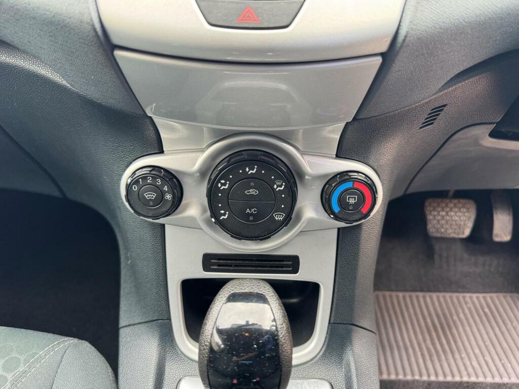 Ford Fiesta 1.4 Titanium Grey #20