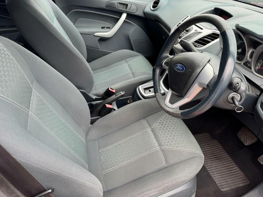Ford Fiesta 1.4 Titanium Grey #18