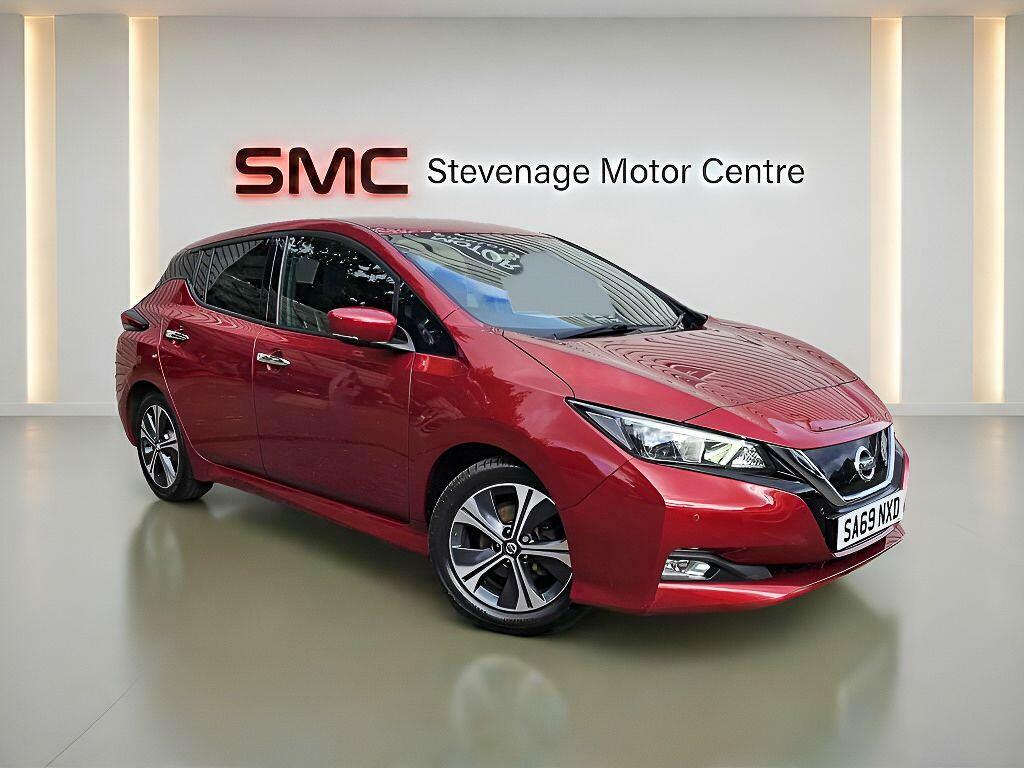 Nissan Leaf 40Kwh N-connecta Red