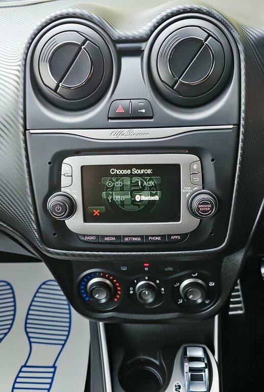 Alfa Romeo MiTo 1.4 1.4 Tb Multiair Qv Line Tct Euro 6 Ss #26