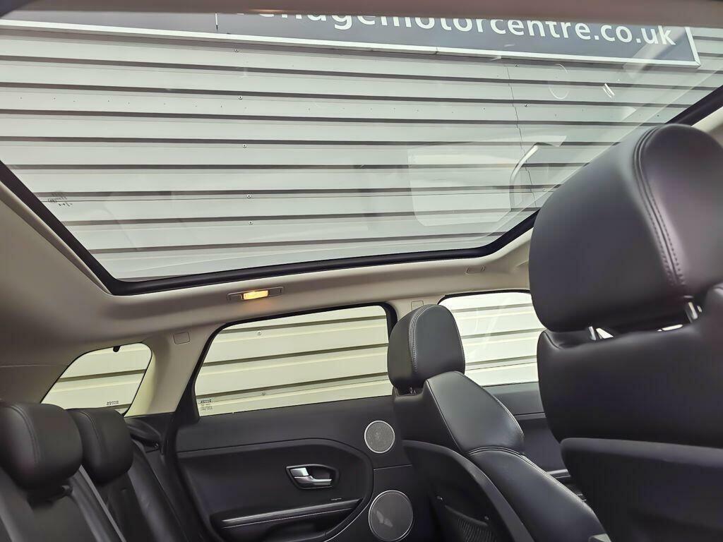 Land Rover Range Rover Evoque Pure Tech Black #4