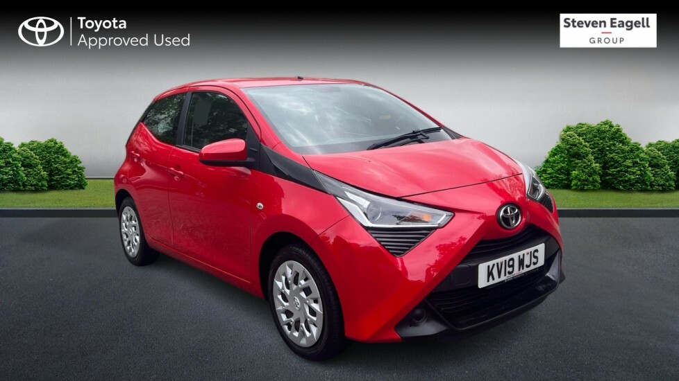 Toyota Aygo 1.0 Vvt-i X-play Euro 6 Red