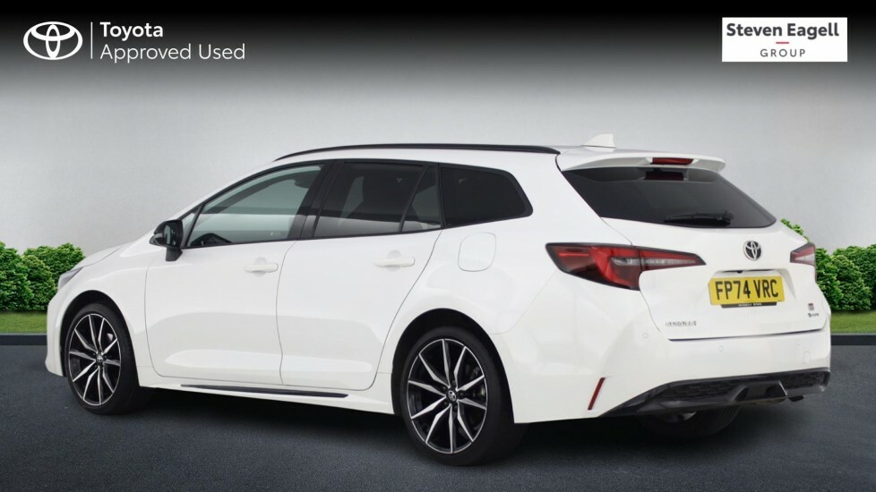 Toyota Corolla 1.8 Vvt-h Gr Sport Touring Sports Cvt Euro 6 Ss FP74VRC White #4