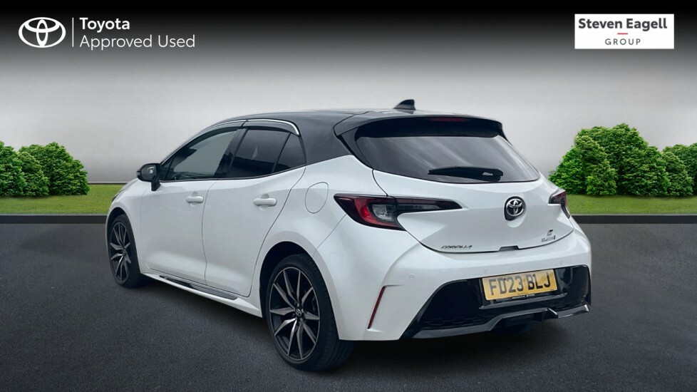 Toyota Corolla 1.8 Vvt-h Gr Sport Hatchback Hybrid Cvt FD23BLJ White #4