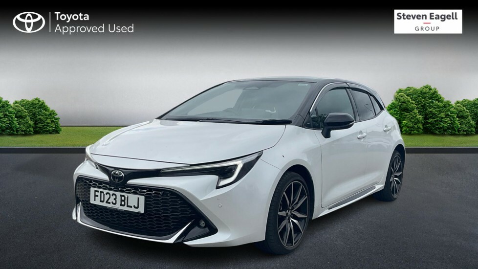 Toyota Corolla 1.8 Vvt-h Gr Sport Hatchback Hybrid Cvt FD23BLJ White #3