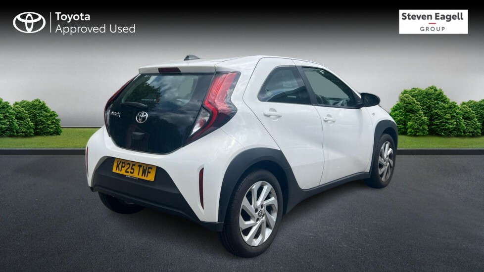 Toyota Aygo X 1.0 Vvt-i Pure Euro 6 Ss KP25TWF White #2