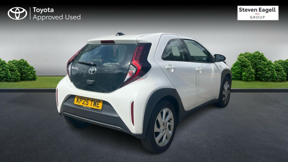 Toyota Aygo X 1.0 Vvt-i Pure Euro 6 Ss KP25TWE White #2