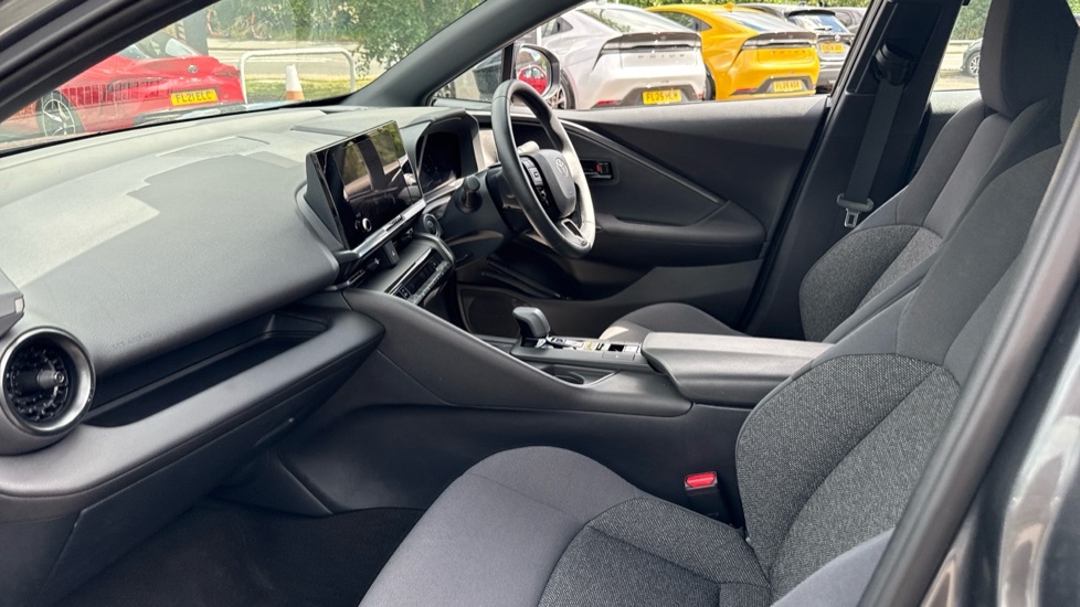 Toyota C-Hr 1.8 Vvt-h Icon Suv Hybrid Cvt Euro 6 S FG25EWA Grey #5