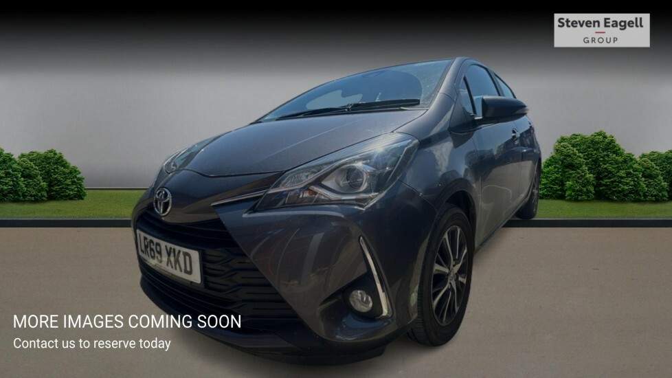 Toyota Yaris 1.5 Vvt-i Icon Tech Euro 6 LR69XKD Grey #3