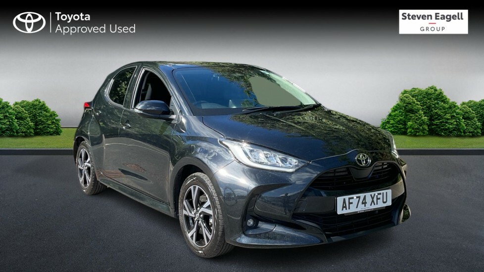 Toyota Yaris 1.5 Vvt-h Design Hatchback Hybrid E-cvt Black