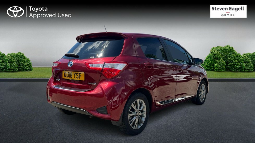 Toyota Yaris 1.5 Vvt-h Excel E-cvt Euro 6 Ss 15In Alloy Red #2