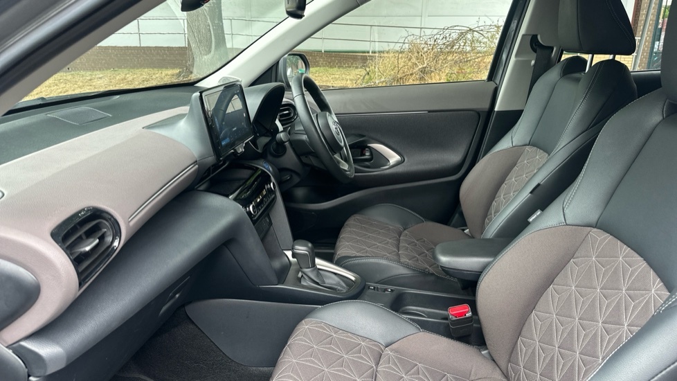 Toyota Yaris Cross 1.5 Vvt-h Excel Suv Hybrid E-cvt Euro 6 LS24PTY Grey #5