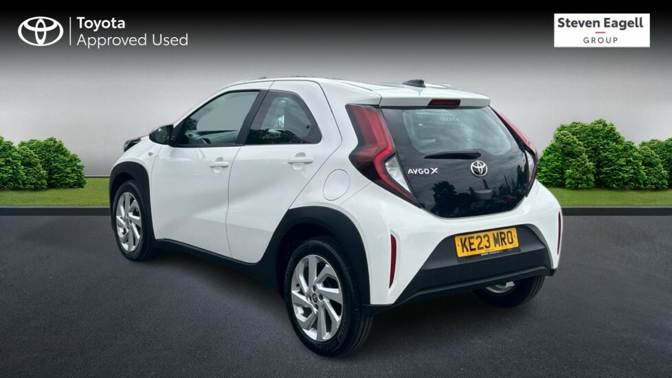 Toyota Aygo X 1.0 Vvt-i Pure Euro 6 Ss KE23MRO White #4