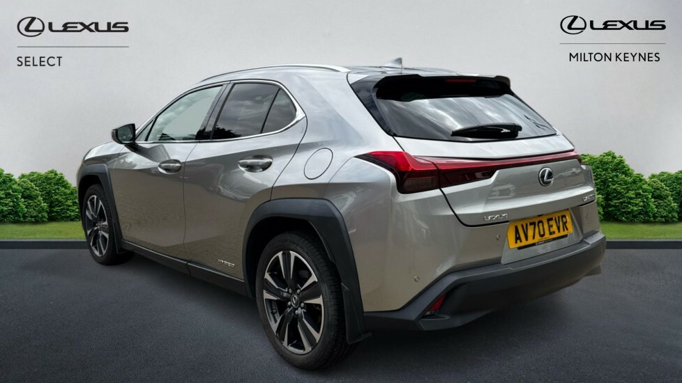 Lexus UX 2.0 250H Premium Plus Suv Hybrid E-cvt AV70EVR Silver #2