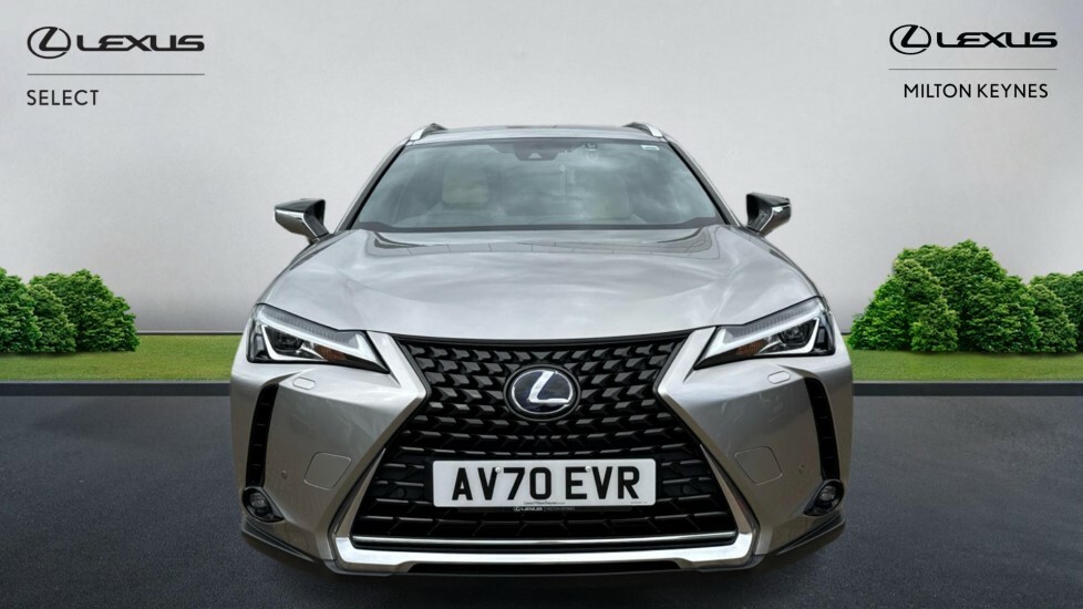 Lexus UX 2.0 250H Premium Plus Suv Hybrid E-cvt AV70EVR Silver #4