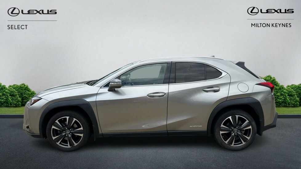 Lexus UX 2.0 250H Premium Plus Suv Hybrid E-cvt AV70EVR Silver #3