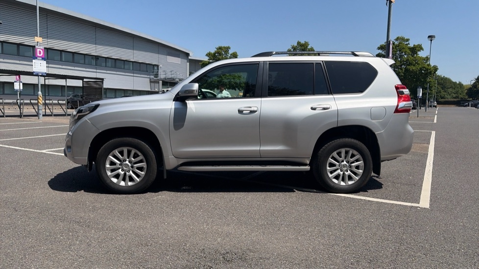 Toyota Land Cruiser 2.8D Invincible Suv 4Wd Euro 6 7 Red #24