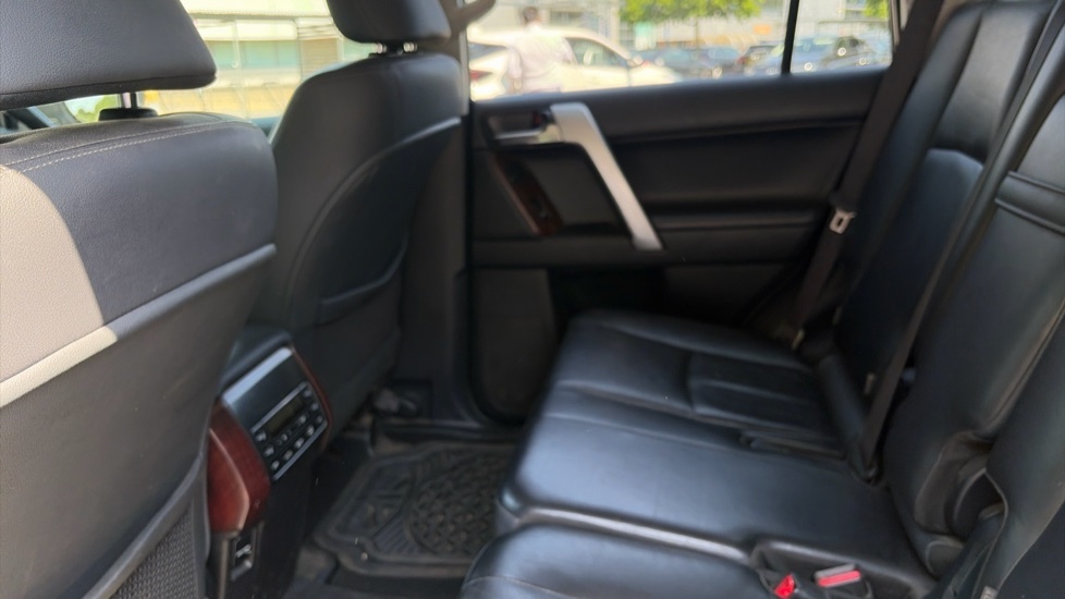Toyota Land Cruiser 2.8D Invincible Suv 4Wd Euro 6 7 Red #15