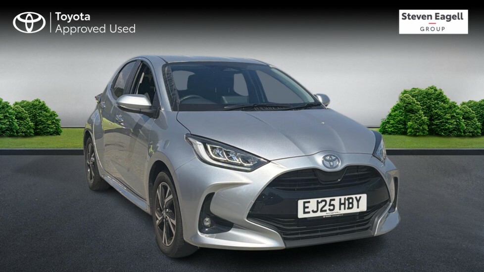 Toyota Yaris 1.5 Vvt-h Design E-cvt Euro 6 Ss Silver