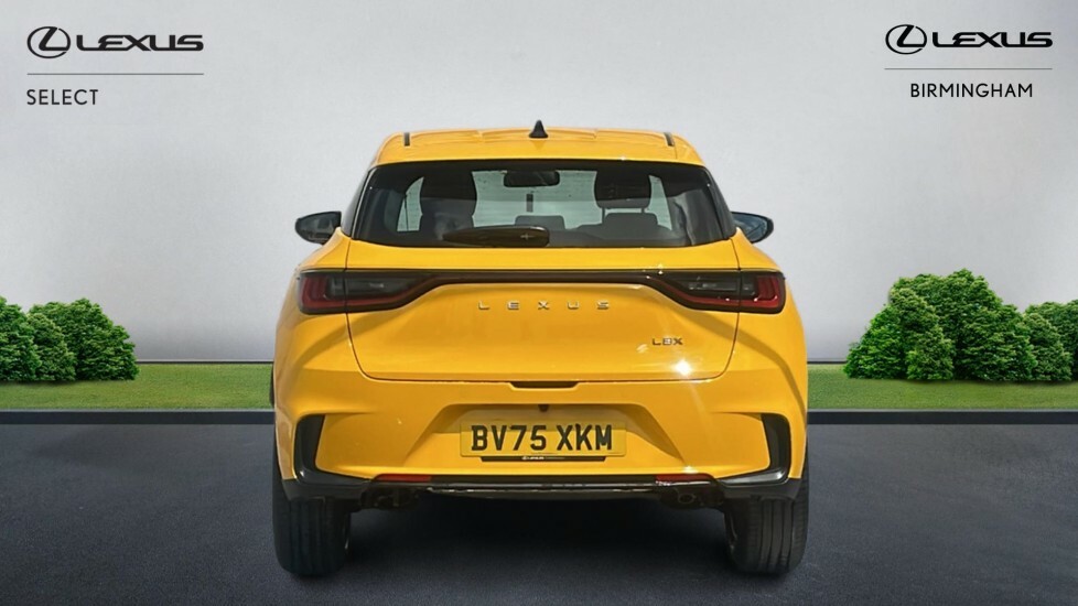 Lexus LBX 1.5 Vvt-ie Urban E-cvt Euro 6 Ss BV75XKM Yellow #5