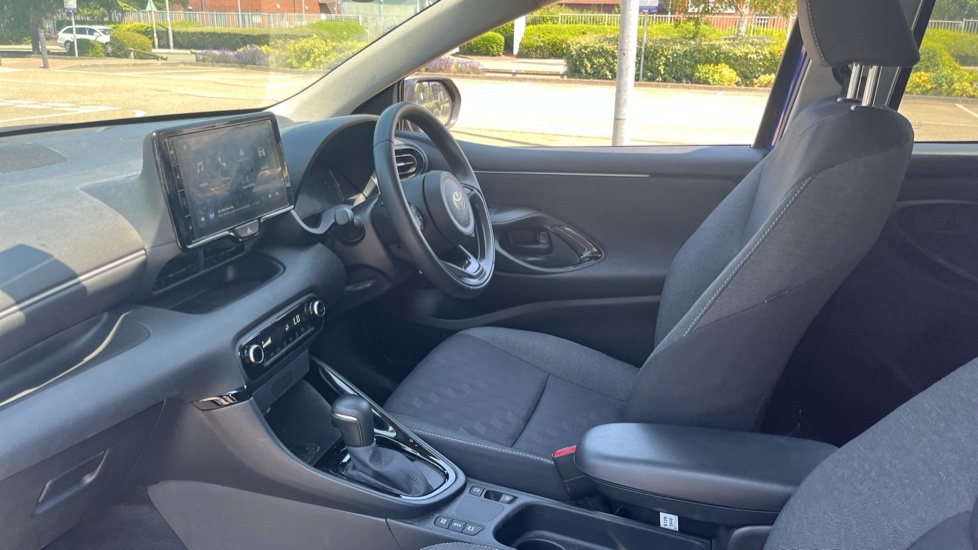 Toyota Yaris 1.5 Vvt-h Design E-cvt Euro 6 Ss BV74YZX Blue #5