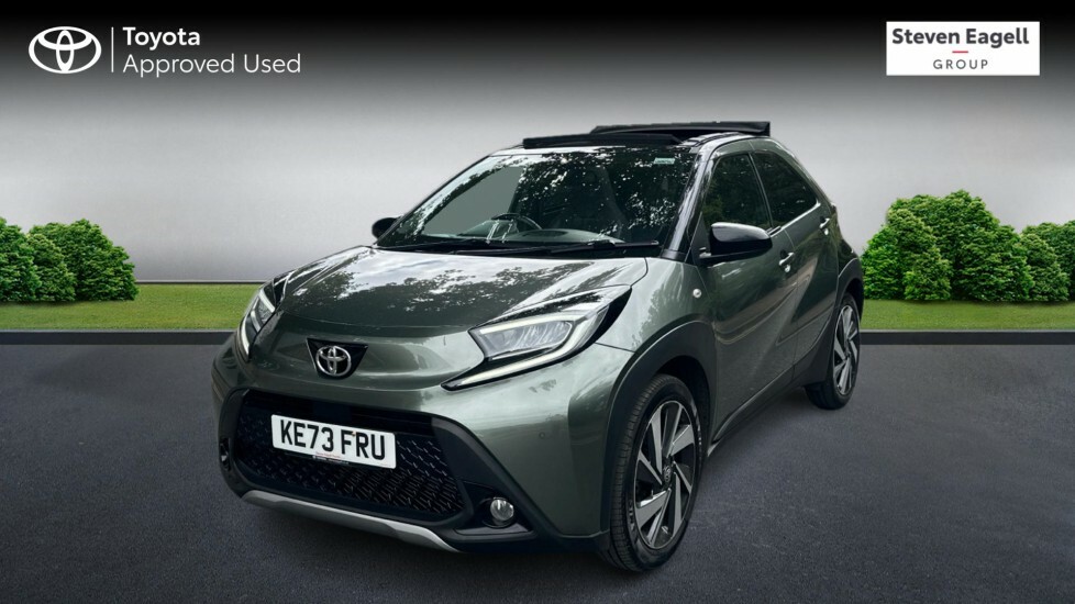 Toyota Aygo X 1.0 Vvt-i Exclusive Hatchback X-shift E KE73FRU Green #3