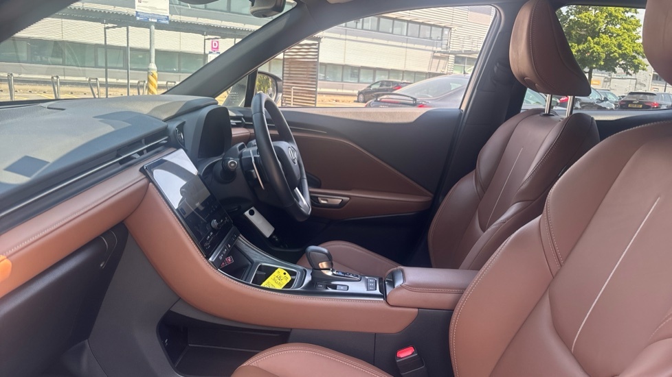 Lexus LBX 1.5 Vvt-ie Takumi Suv Hybrid E-cvt Euro AK24YUA Silver #6