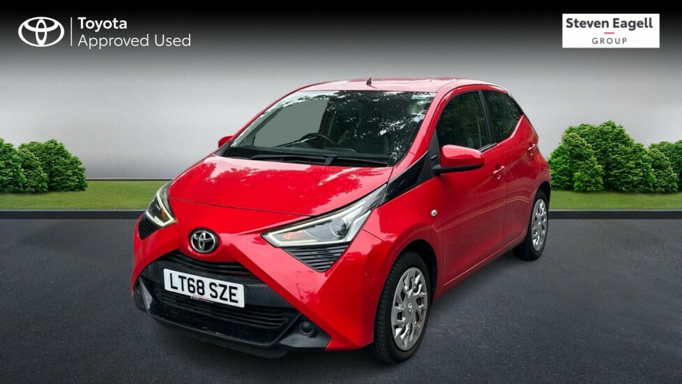 Toyota Aygo 1.0 Vvt-i X-play Hatchback Euro LT68SZE Red #3