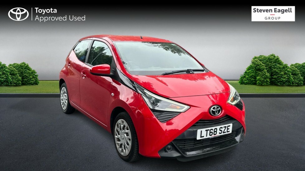 Toyota Aygo 1.0 Vvt-i X-play Hatchback Euro LT68SZE Red