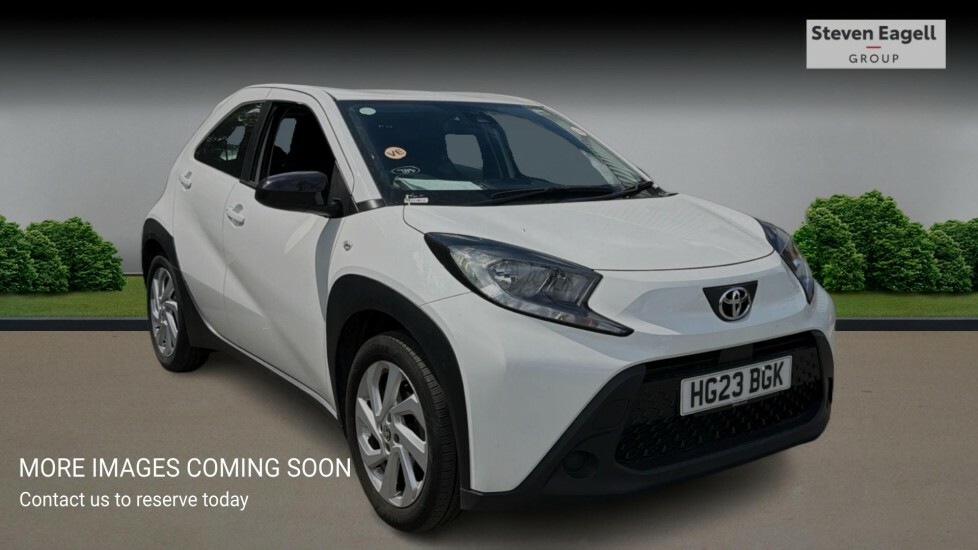 Toyota Aygo X 1.0 Vvt-i Pure Hatchback X-shift Euro 6 White