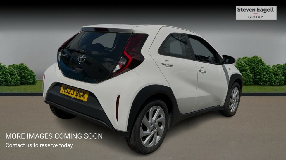 Toyota Aygo X 1.0 Vvt-i Pure Hatchback X-shift Euro 6 White #4