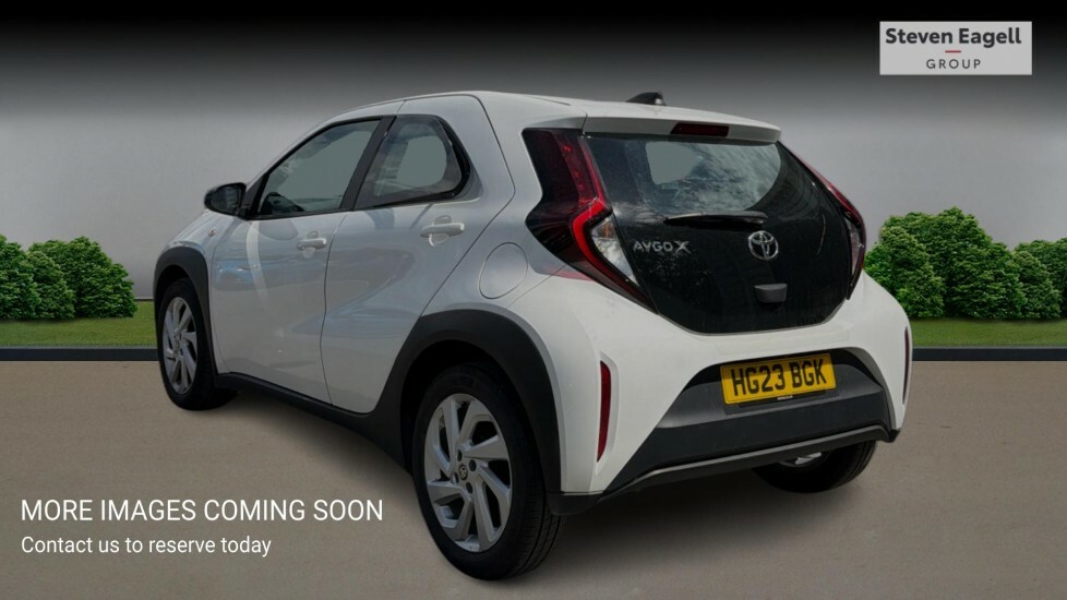 Toyota Aygo X 1.0 Vvt-i Pure Hatchback X-shift Euro 6 White #2