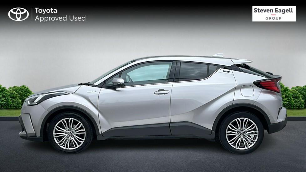 Toyota C-Hr Gr Sport Black #24