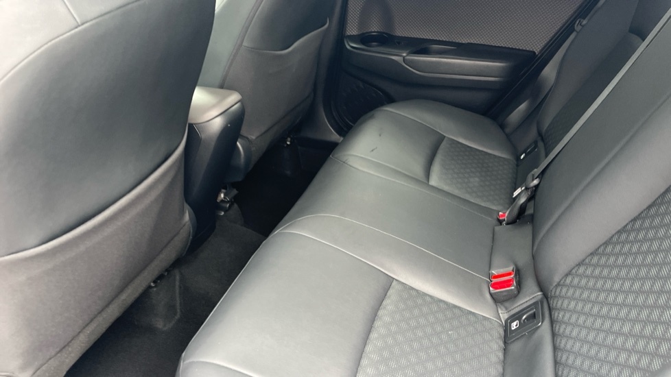 Toyota C-Hr Gr Sport Black #15