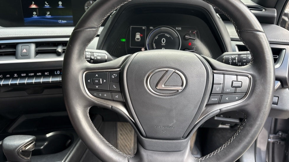 Lexus UX 250H 2.0 F-sport Design Cvt Black #31