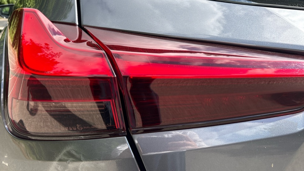 Lexus UX 250H 2.0 F-sport Design Cvt Black #22