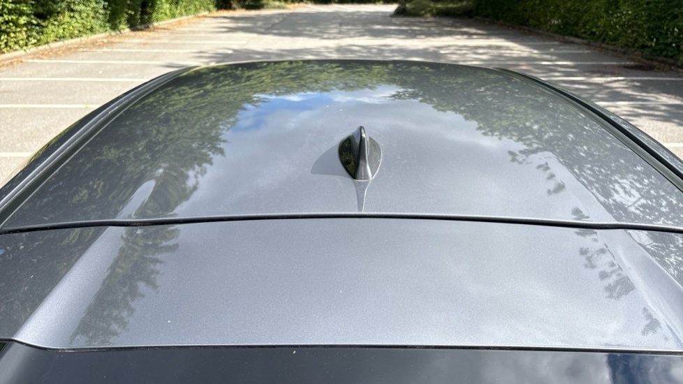 Lexus UX 250H 2.0 F-sport Design Cvt Black #29