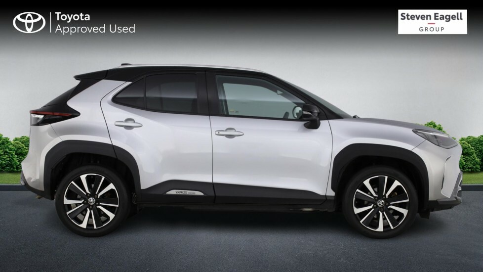 Toyota Yaris Cross Excel White #23